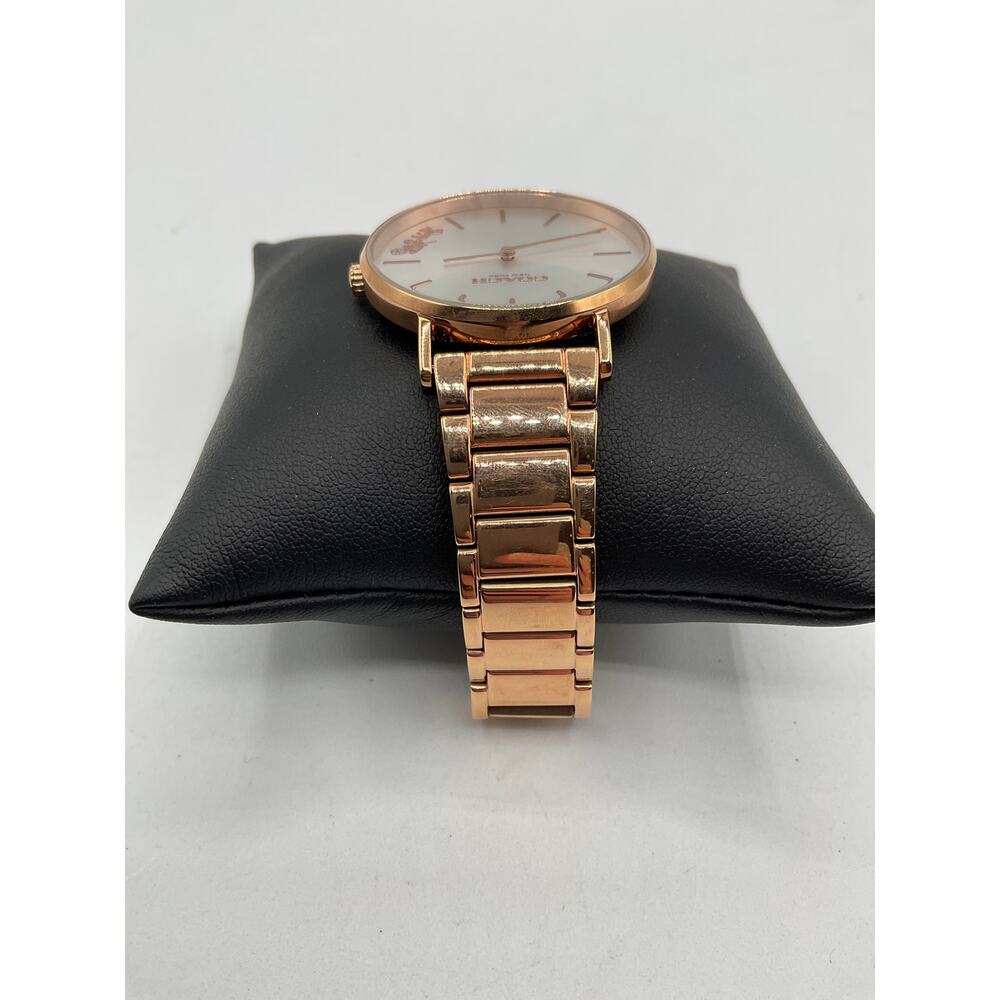 Coach Women's Watch, CA 120.7.34.1857 - Gold - Picture 5 of 9